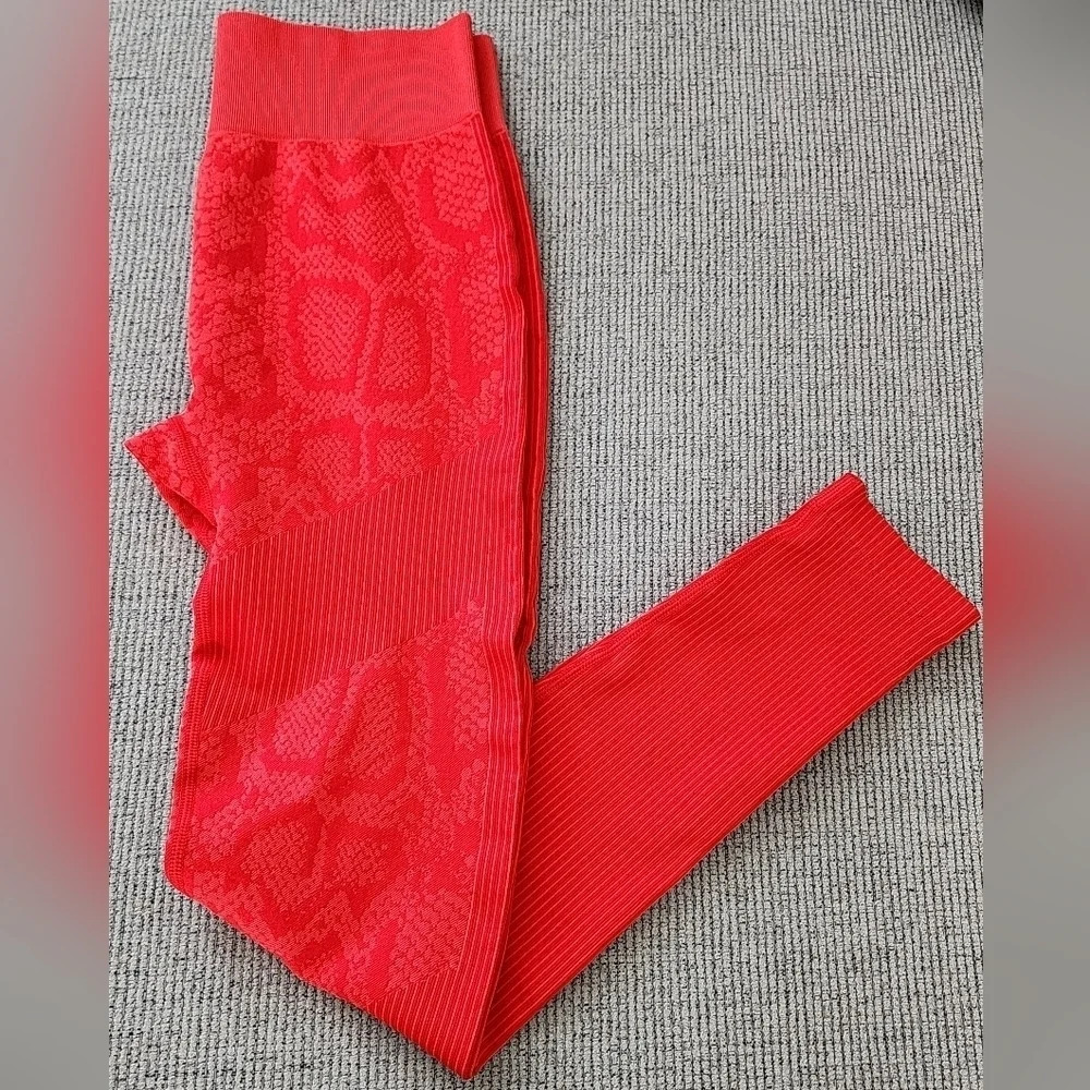 💥2 Pairs of Seamless Leggings